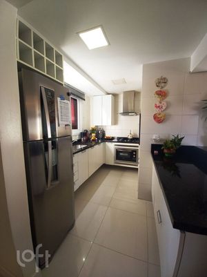 Image 21 - 869608