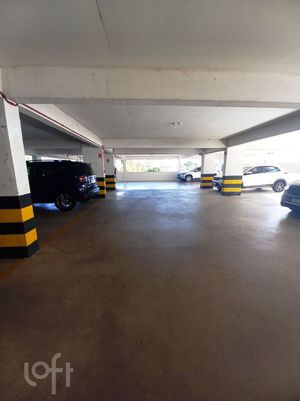Image 6 - 869608