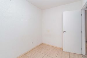 Image 15 - 869620