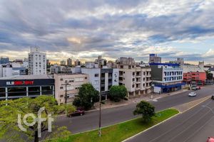 Image 1 - 869621