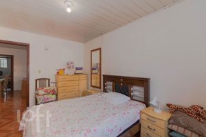 Image 11 - 869622