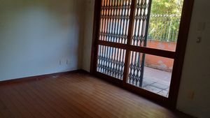 Image 7 - 869627