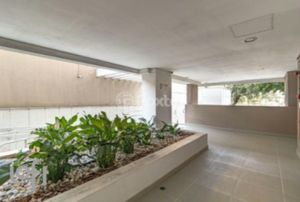 Image 1 - 869633