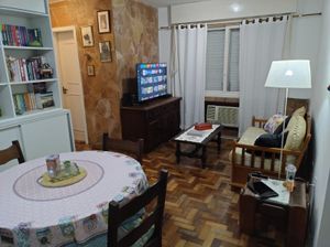 Image 9 - 869646