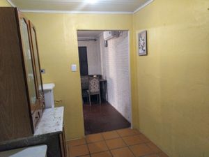 Image 3 - 869648