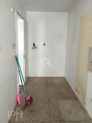 Image 9 - 869675