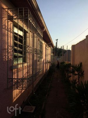 Image 21 - 869680