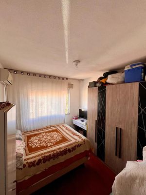 Image 15 - 869681