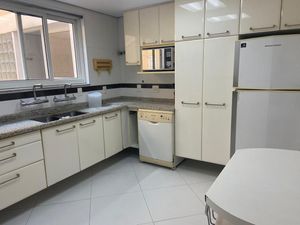 Image 35 - 869682