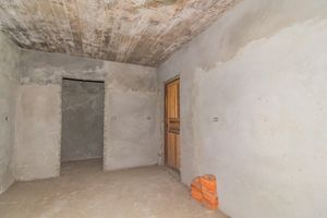 Image 4 - 869686