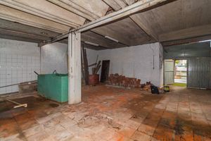 Image 46 - 869686
