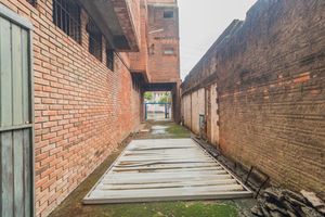 Image 47 - 869686