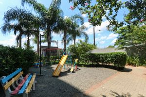 Image 30 - 869723