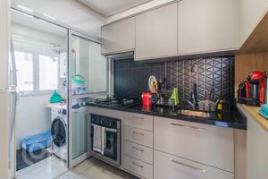 Image 16 - 869734