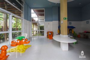 Image 33 - 869736
