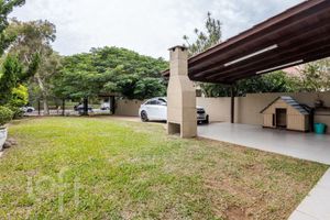 Image 6 - 869738