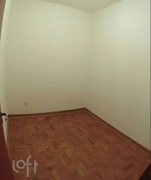 Image 4 - 869744