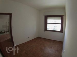 Image 3 - 869744