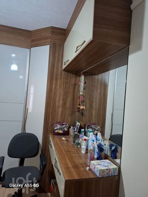 Image 11 - 869749