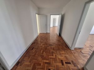 Image 4 - 869765