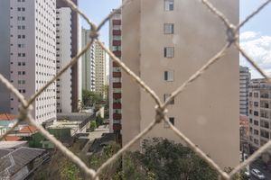 Image 24 - 869776