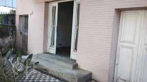 Image 10 - 869778