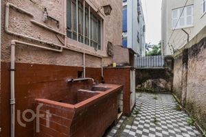 Image 7 - 869778