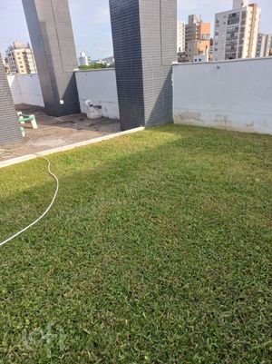 Image 11 - 869786