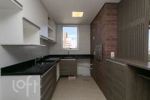 Image 30 - 869786