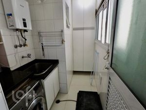 Image 8 - 869796