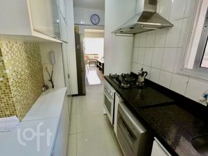 Image 6 - 869796