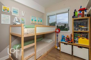 Image 11 - 869797