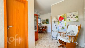 Image 7 - 869799
