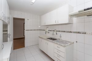 Image 29 - 869839
