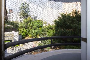 Image 3 - 869840