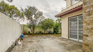 Image 17 - 869846