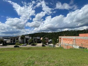 Image 1 - 869849