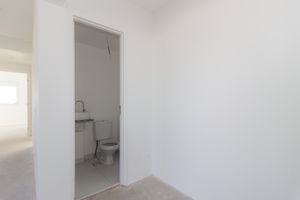 Image 35 - 869852