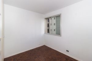 Image 18 - 869853