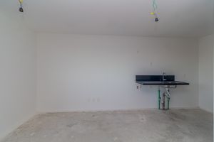 Image 7 - 869855