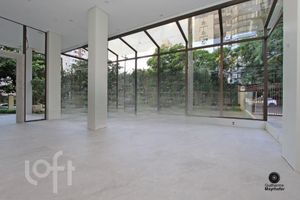 Image 16 - 869856