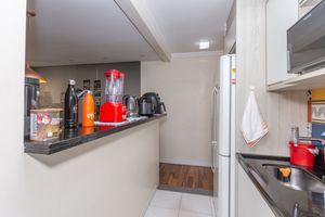 Image 33 - 869861