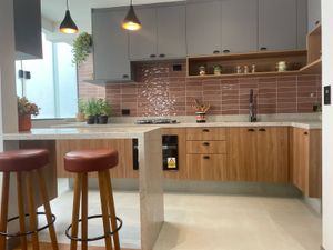Image 1 - 869862