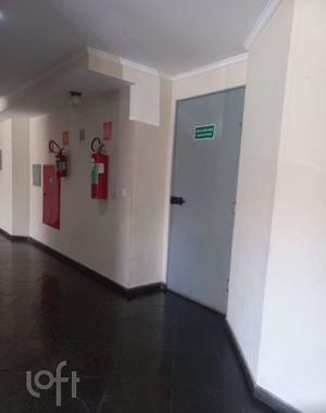 Image 29 - 869865