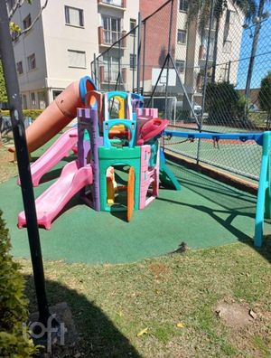 Image 17 - 869865