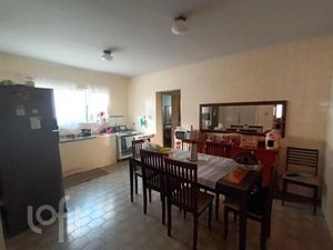 Image 4 - 869885