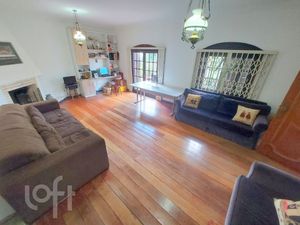 Image 6 - 869886