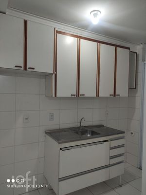 Image 3 - 869905