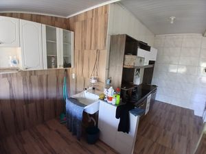 Image 19 - 869910