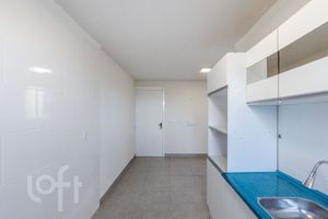 Image 9 - 869912